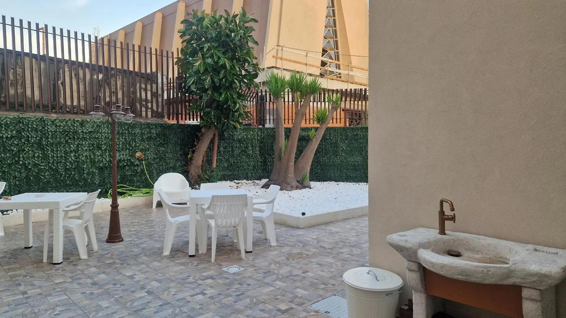 Ancients Courts Of Catania Apartment 0*,  Italy